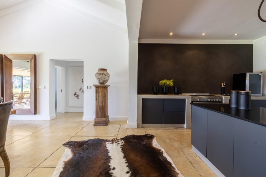 8 Bedroom Property for Sale in Airport Western Cape
